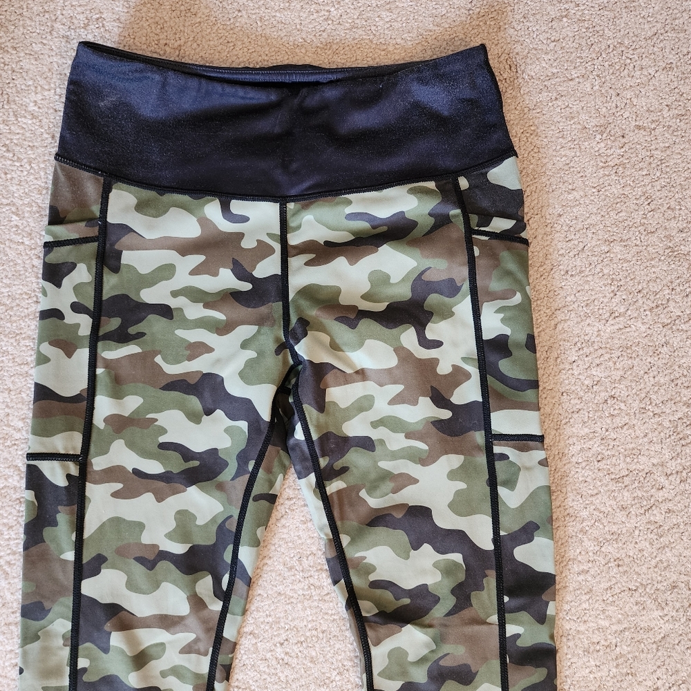 CVG Reversible Leggings size M
